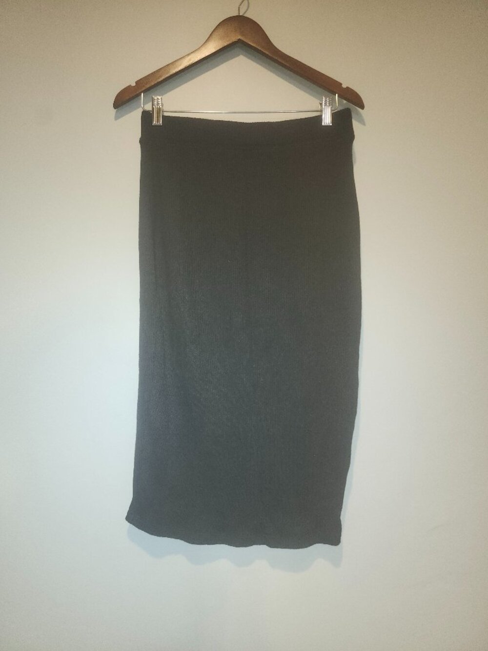 Ribbed Pencil Skirt